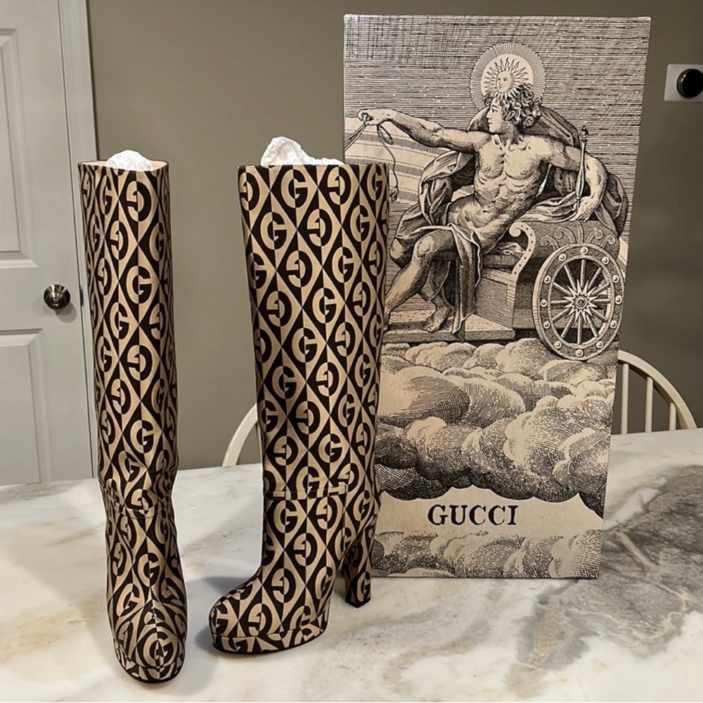 NEW IN BOX Authentic Gucci Britney Platform boots size 37. Come in original box.